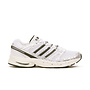 Adistar Control 5 Cloud White / Core Black / Silver Metallic