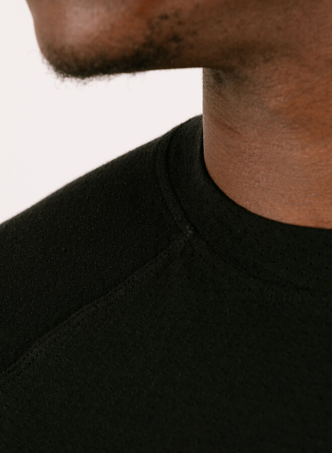 Mesh Aero Patch Longsleeve Black