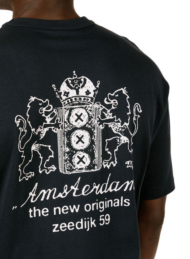 Lion Speaker Tee Navy / White Alyssum
