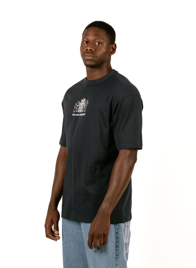 Lion Speaker Tee Navy / White Alyssum