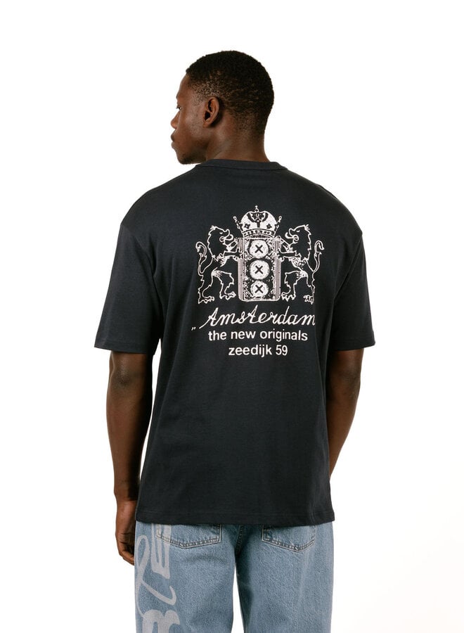 Lion Speaker Tee Navy / White Alyssum