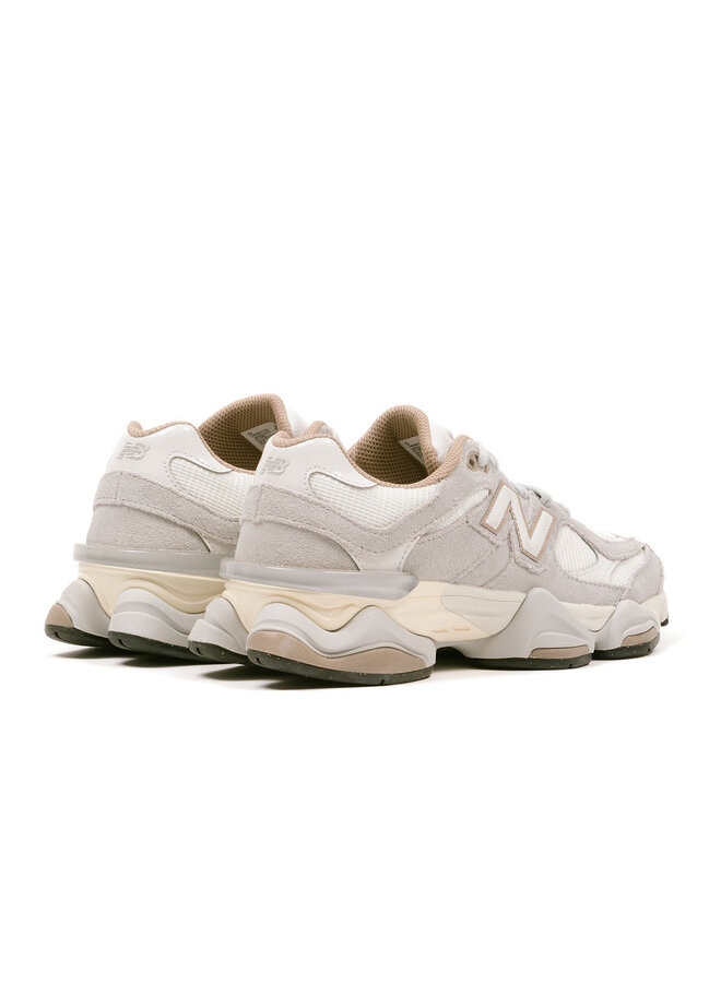 9060 Driftwood / Sea Salt