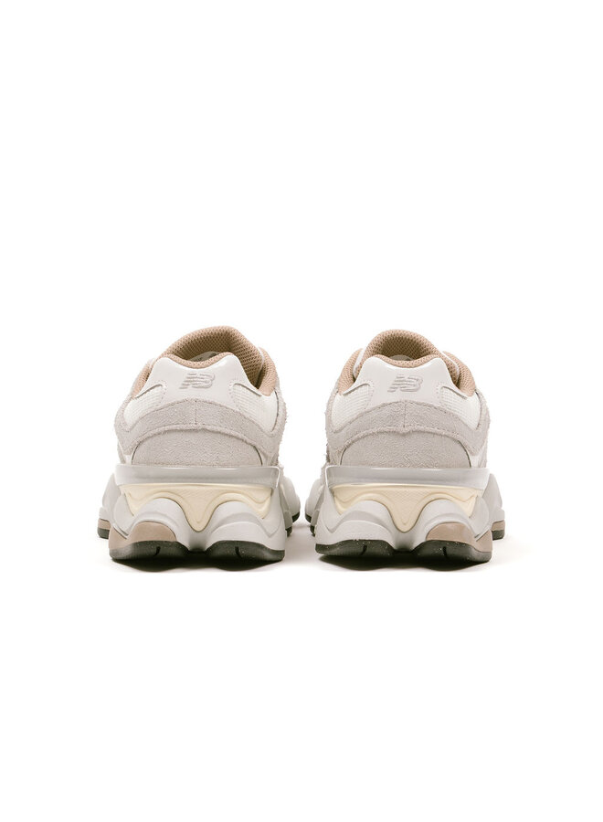 9060 Driftwood / Sea Salt