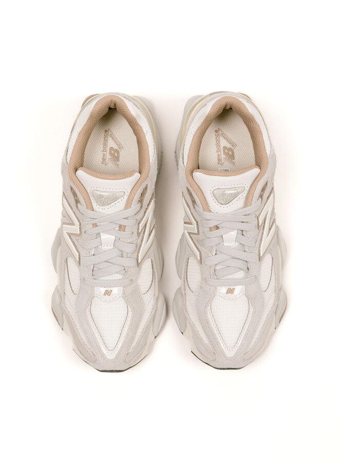 9060 Driftwood / Sea Salt