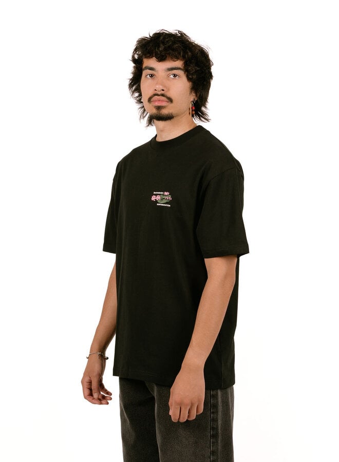 Lilies Tee Black