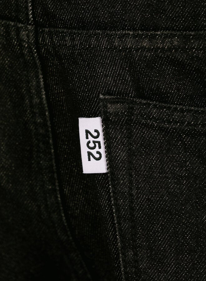 252 Denim Black