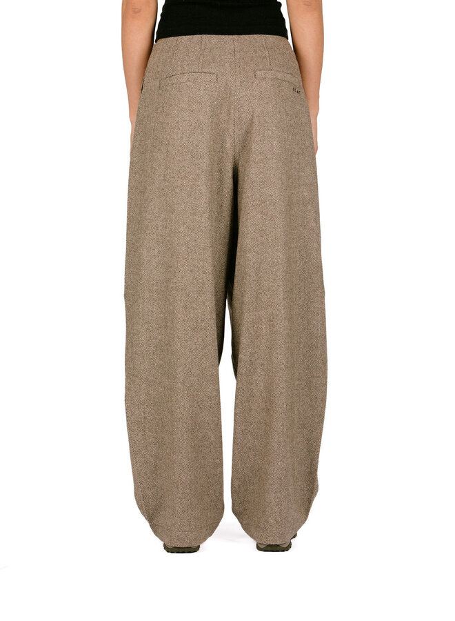 Olaf Wool Herringbone Barrel Leg Pant Chocolate Chip