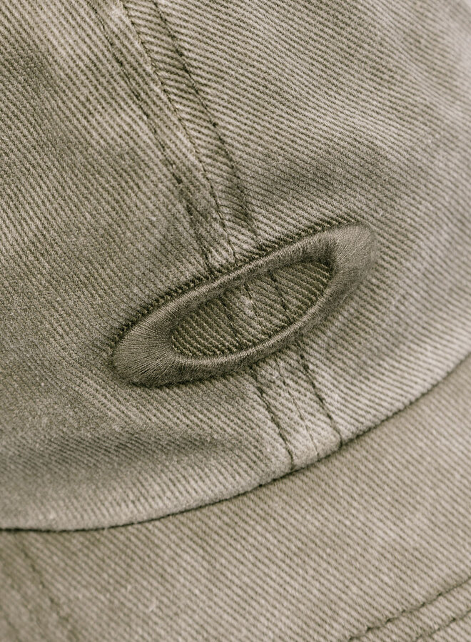 '47 Reserve Distressed Cap Deep Olive