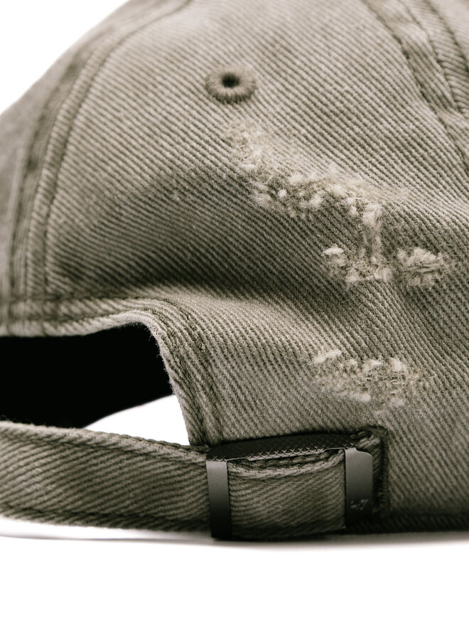'47 Reserve Distressed Cap Deep Olive