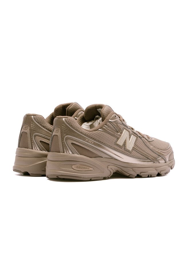 740 Mushroom / Timberwolf