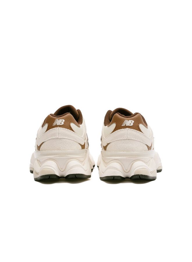 9060 Breakfast Tea / Angora