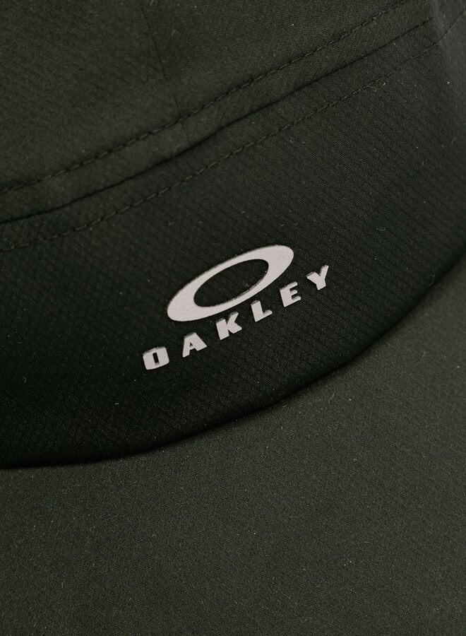 Latitude Waterproof Cap Pitch Black