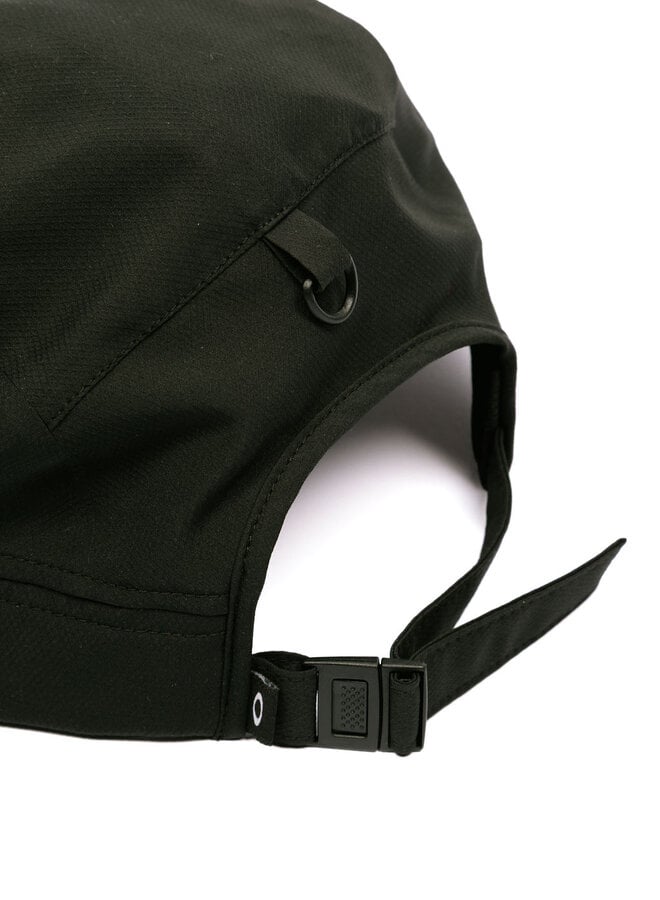 Latitude Waterproof Cap Pitch Black