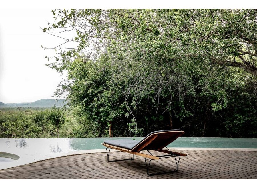 MOLO SUNBED // BAMBOO