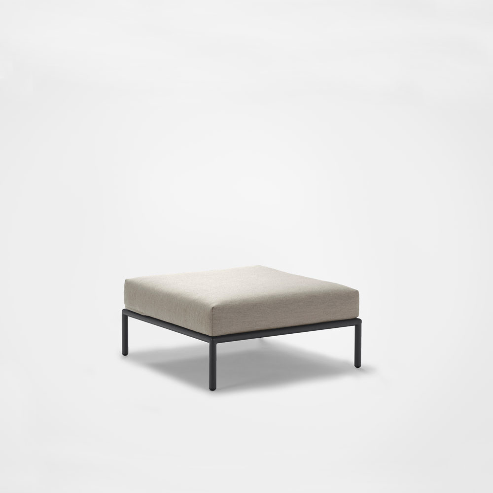 HOUE LEVEL LOUNGE // OTTOMAN