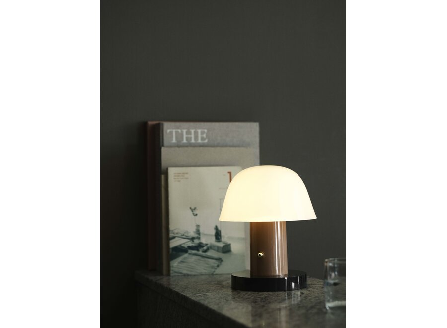 Setago JH27 table lamp - Nude & Forest