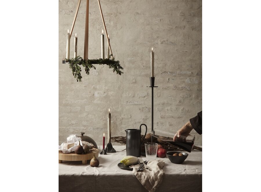 Hoy casted candle holder - black