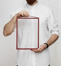 Moebe A4 Frame - Deep Red