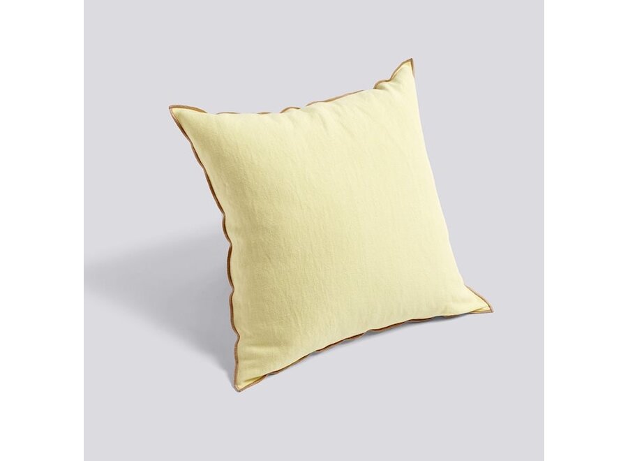 Outline cushion