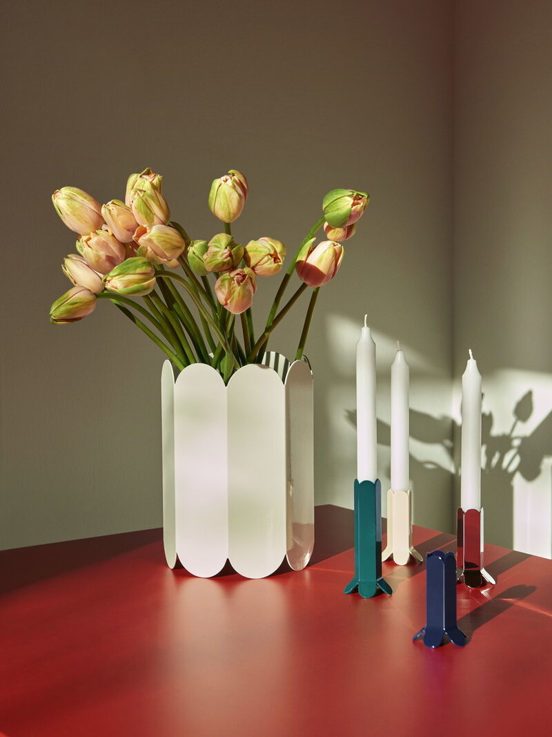 HAY Arcs Vase - White (h25cm x diam.17cm)