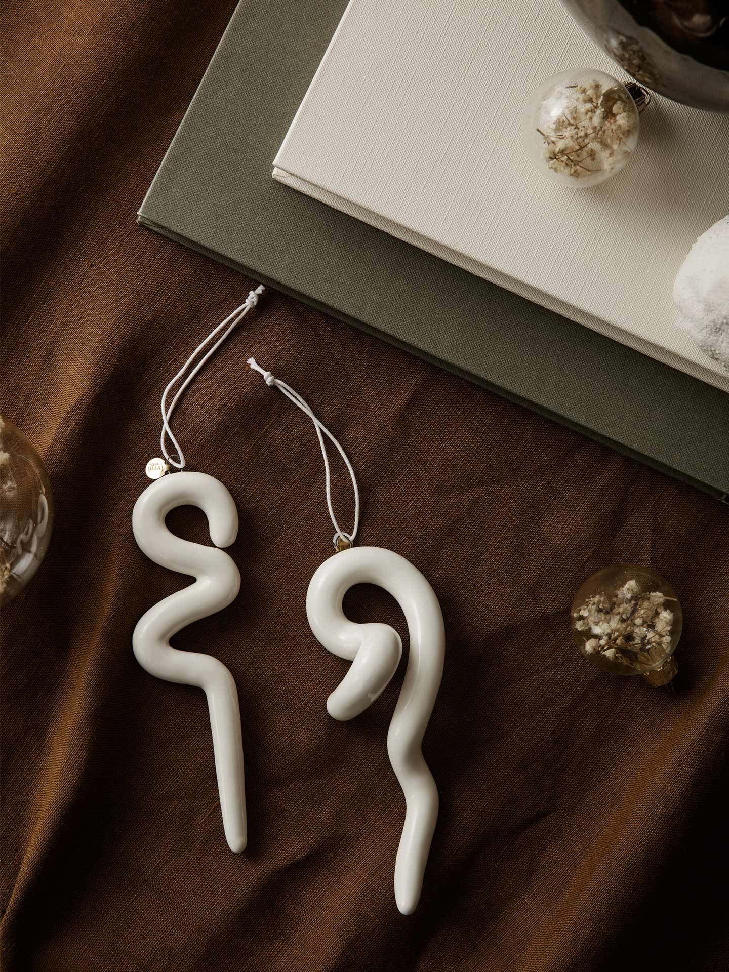 Ferm Living Doodle Ornaments - set of 2 - Off-White