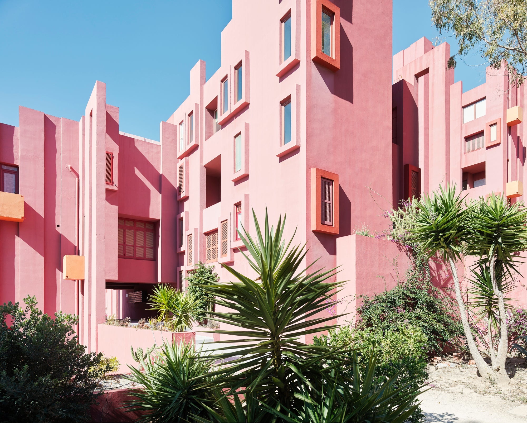 Gestalten Gestalten // Ricardo Bofill - Visions of Architecture