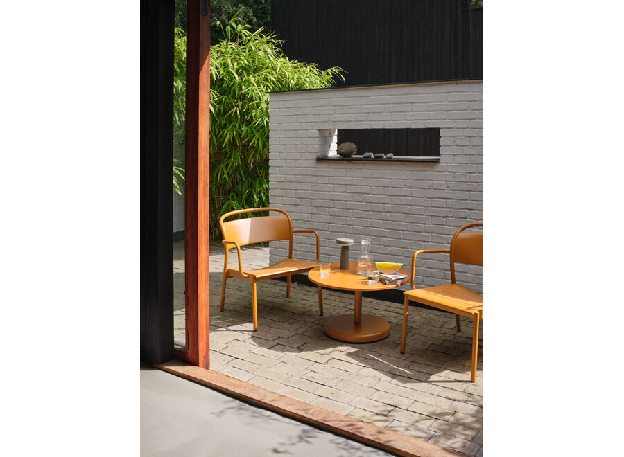 Linear Steel Lounge Armchair // pale blue