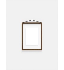 Moebe Frame // A4 // Gerookte eik