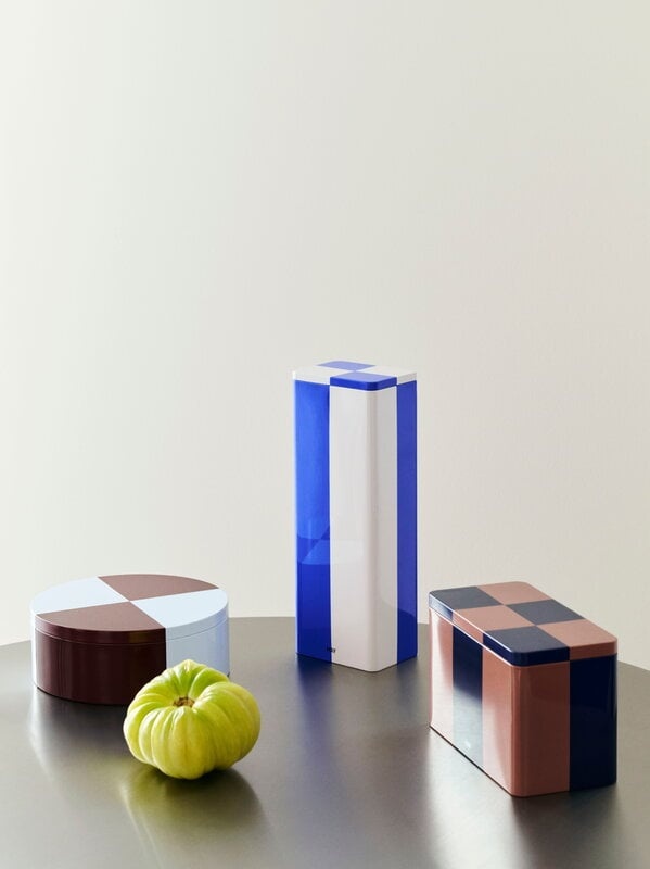 HAY Tin Container // Round / Burgundy en ice blue