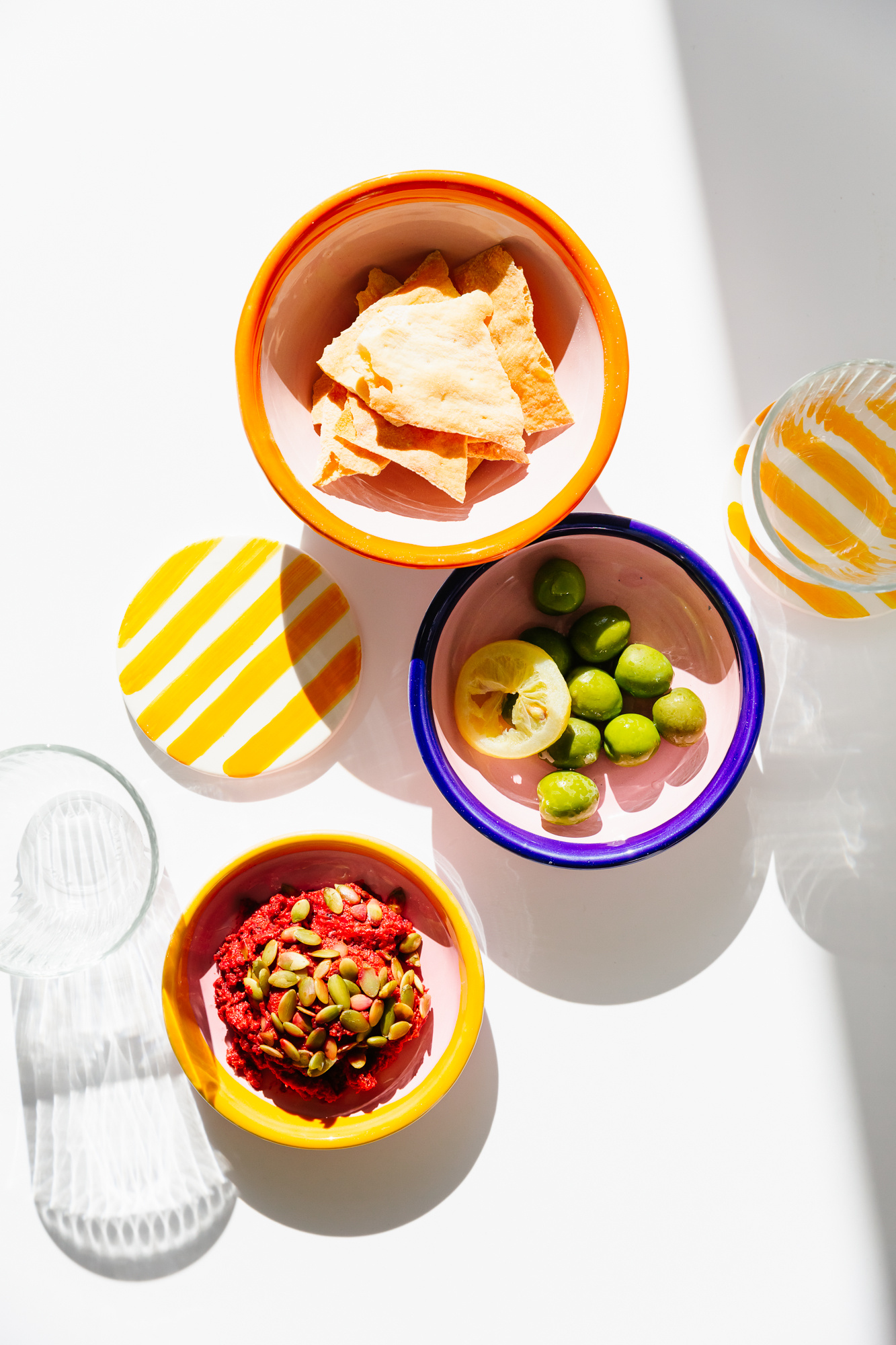 Val Pottery Val Pottery // Bowl Inez / Donkergroen en donkeroranje / D15