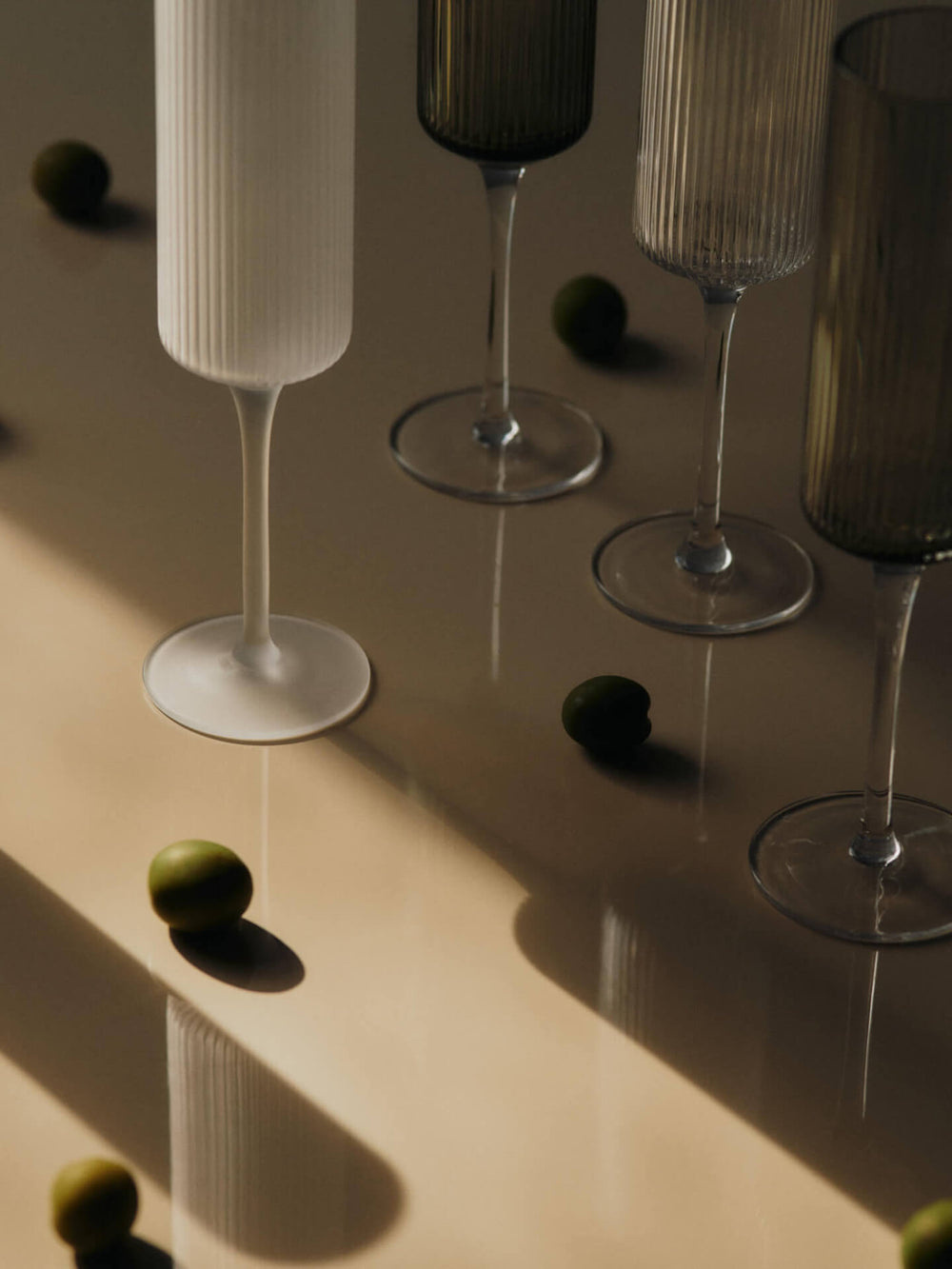 Ferm Living FERM LIVING // RIPPLE CHAMPAGNE FLUTES / SET OF 2 / CLEAR