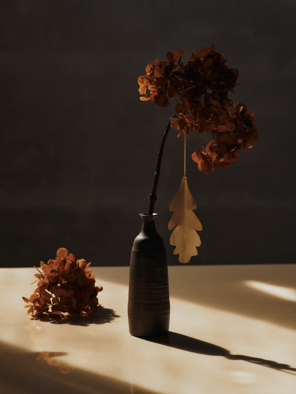 Ferm Living FERM LIVING // OAK LEAF BRASS ORNAMENTS / SET OF 4 / BRASS