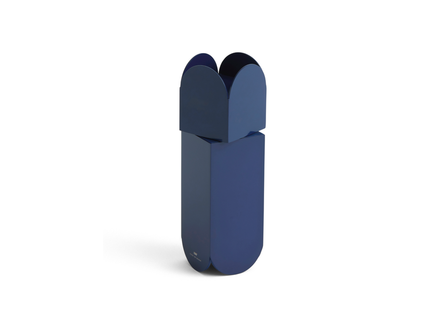 HAY // ARCS SALT & PEPPER GRINDER / DARK BLUE