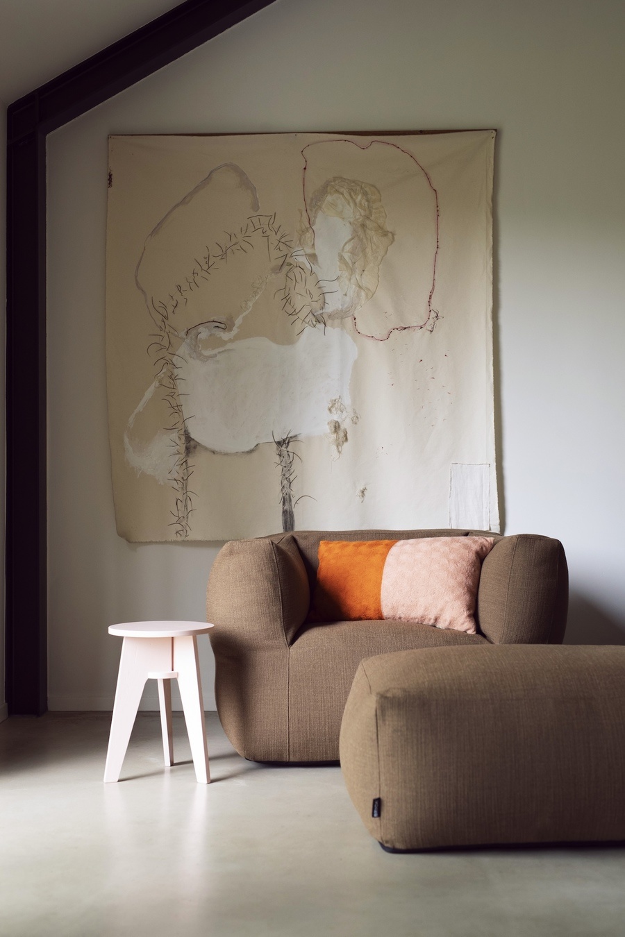 BRYCK BRYCK // CHAIR - ONE SEAT / LIMITED EDITION / ROUGHLY / 100 x 80 x 75 CM