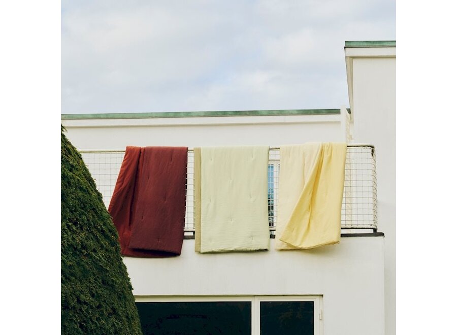 HAY // AIR QUILT / SOFT YELLOW / 140 x 200