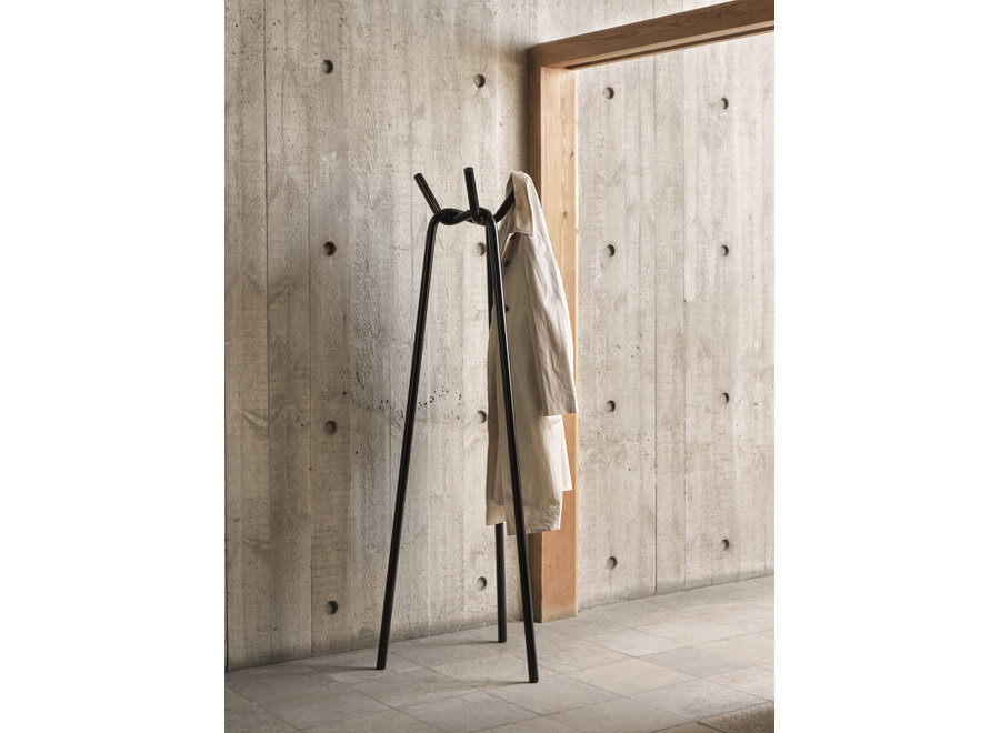 Knit / Black powder coated steel