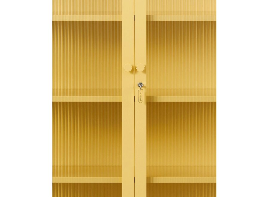 SHOWROOM // The collector / Butter