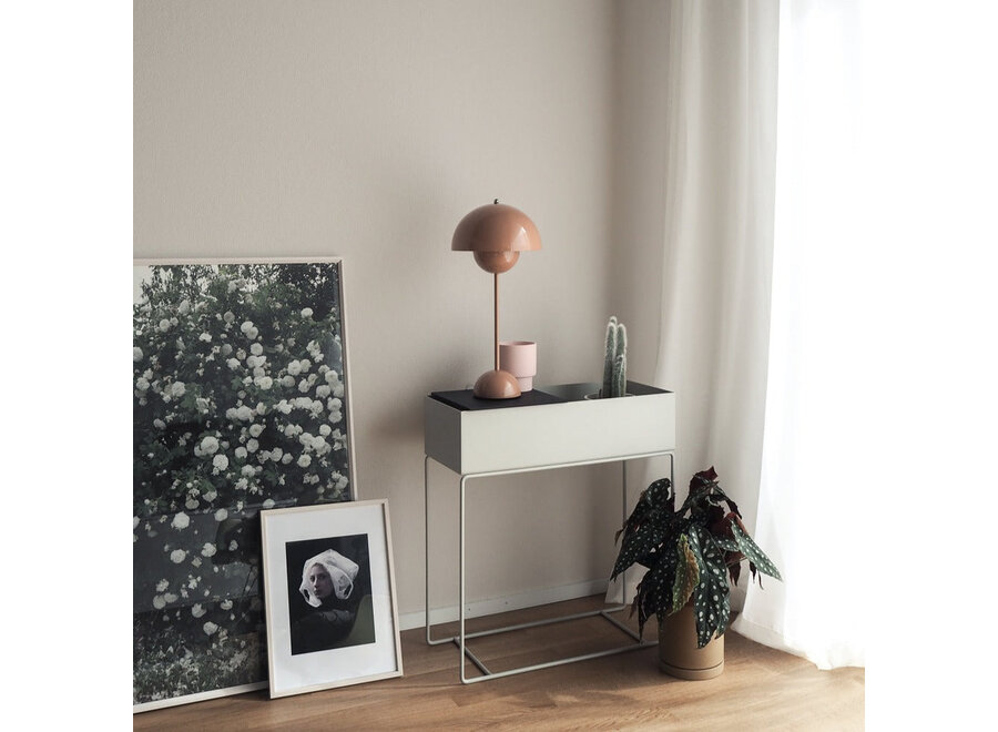 SHOWROOM // Plant box / Light grey / 60 x 65 x 25 cm