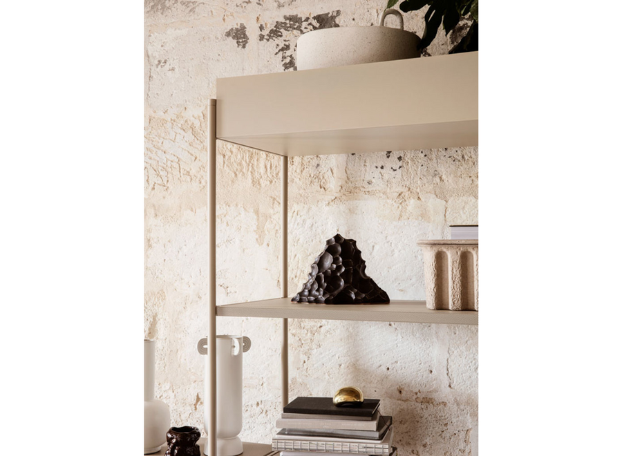 SHOWROOM // Punctual shelf / cashmere