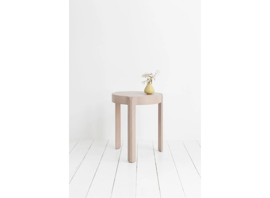 SHOWROOM // Add stool