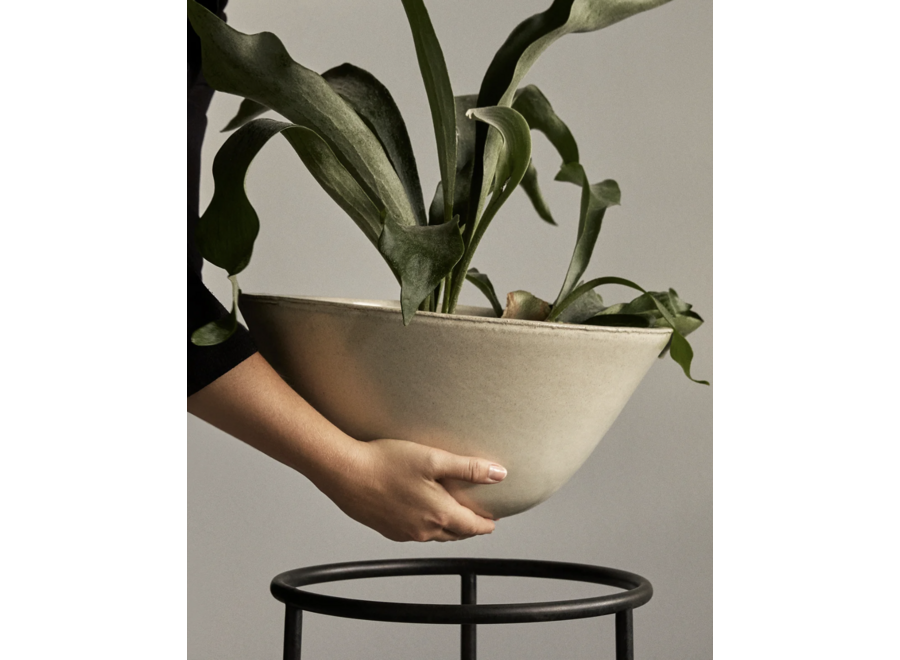 SHOWROOM // Daiza Planter / H 37 / Ø 48