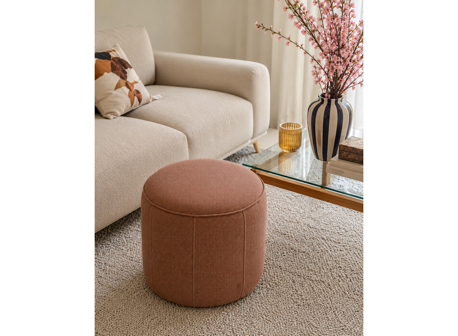 SHOWROOM // Tahi poef / rond oranje