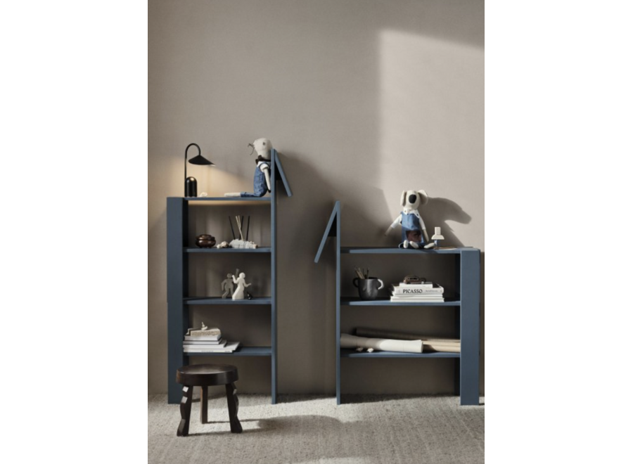 SHOWROOM // Giraffe boekenkast / Donker blauw