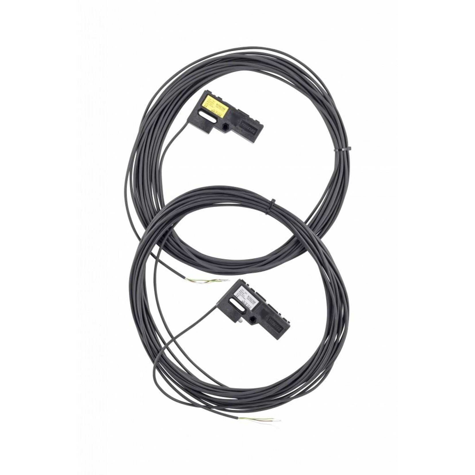 Insertion protection safety light barrier