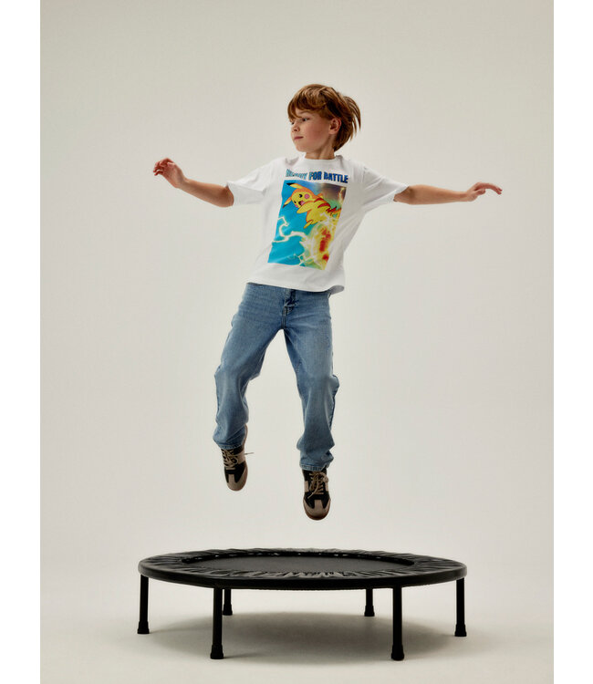 Name it NKMSKYLAR POKEMON SS TOP BOX 13234138 Bright White