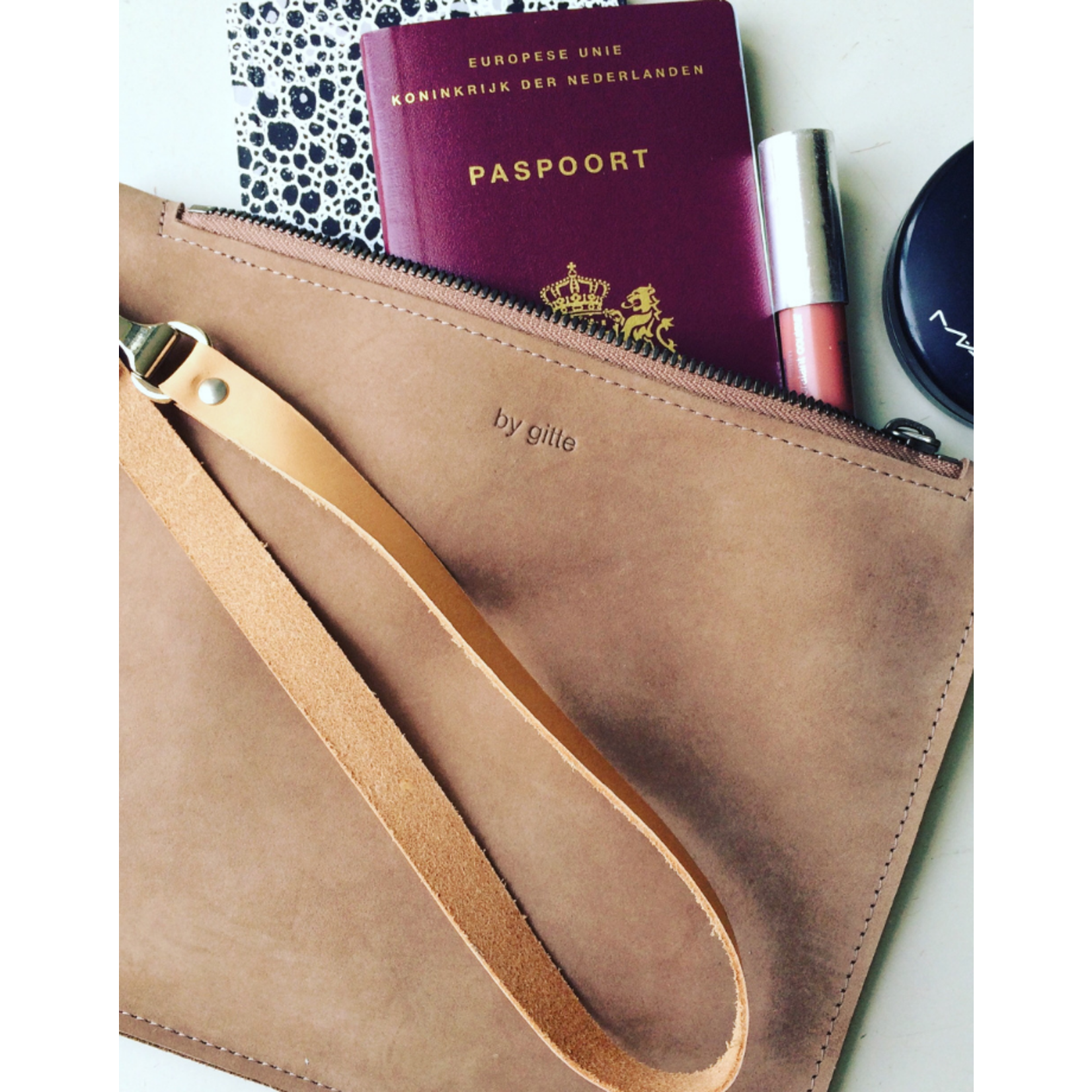 by gitte by gitte - clutch truffel