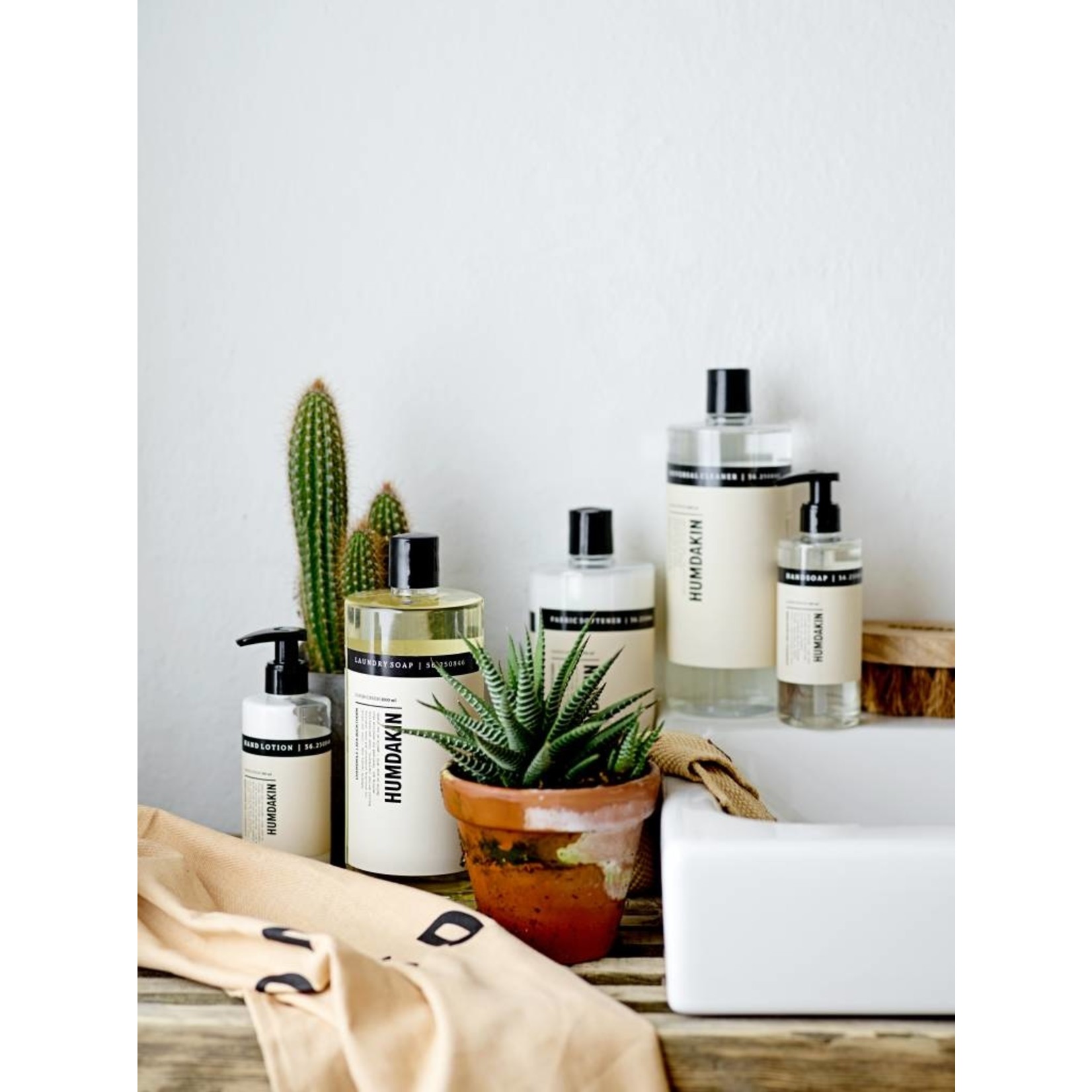 humdakin humdakin hand lotion - sea bucktorn & chamomille