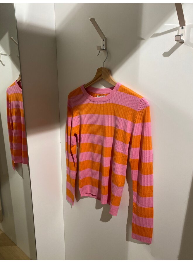 Plum O-neck Pullover Begonia Pink