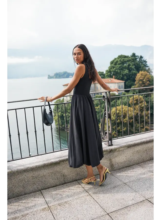 Kritsen Dress Black Deep