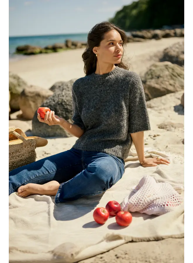 Emilie Cropped Knit Pullover Dark Grey Melange